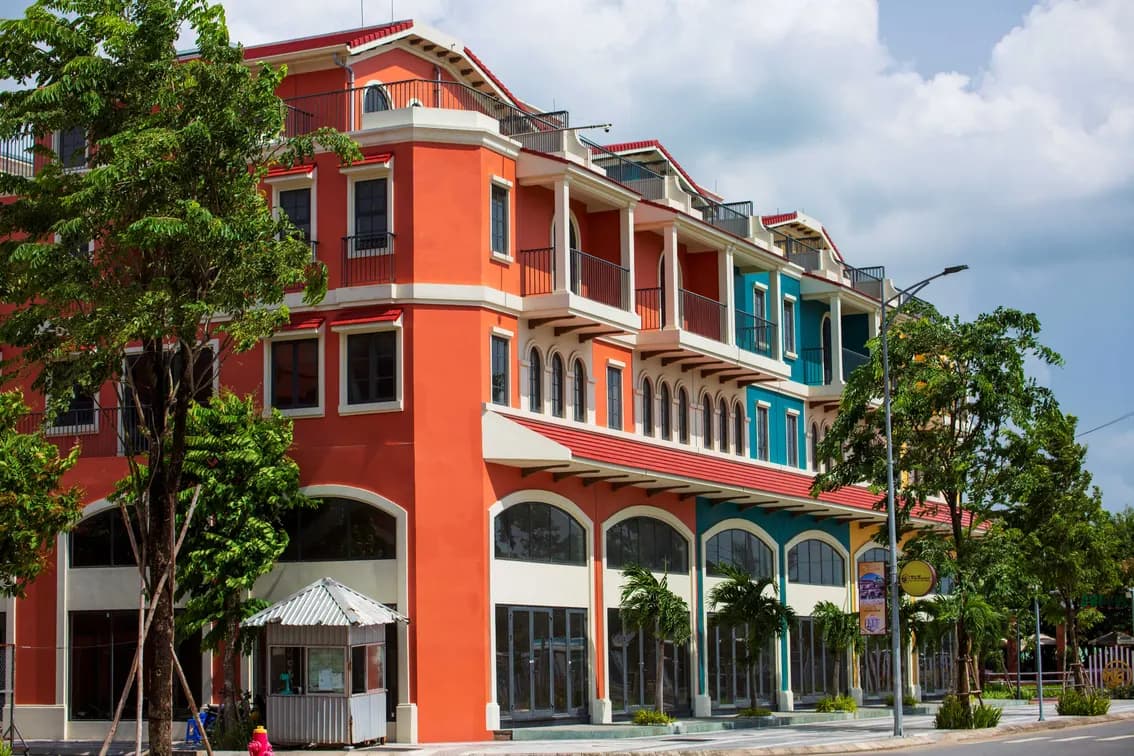 Khách sạn Hilton Garden Inn